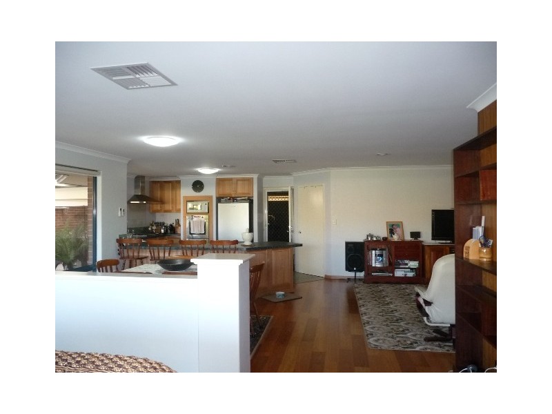 17 Corfu Pass, Port Kennedy WA 6172