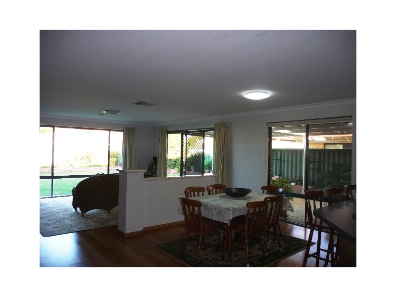 17 Corfu Pass, Port Kennedy WA 6172