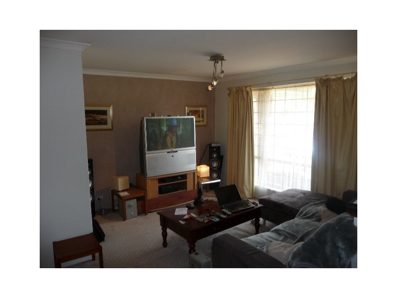 87 Woodbridge Drive, Cooloongup WA 6168