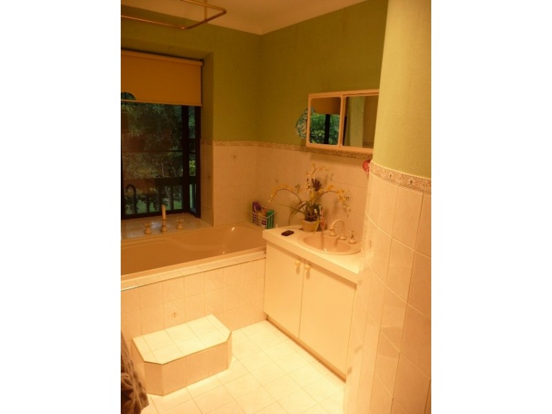 33 Jindarra Close, Cooloongup WA 6168