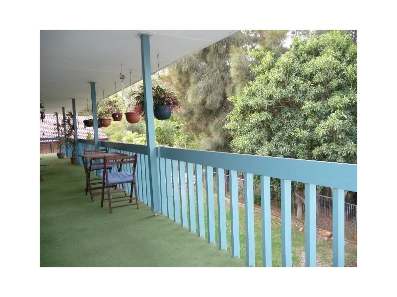 33 Jindarra Close, Cooloongup WA 6168