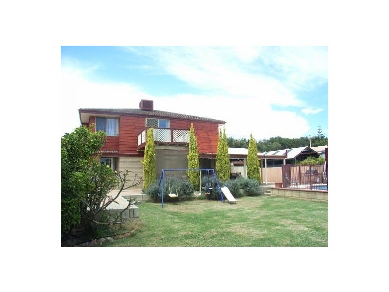 18 Farrington Street, Warnbro WA 6169