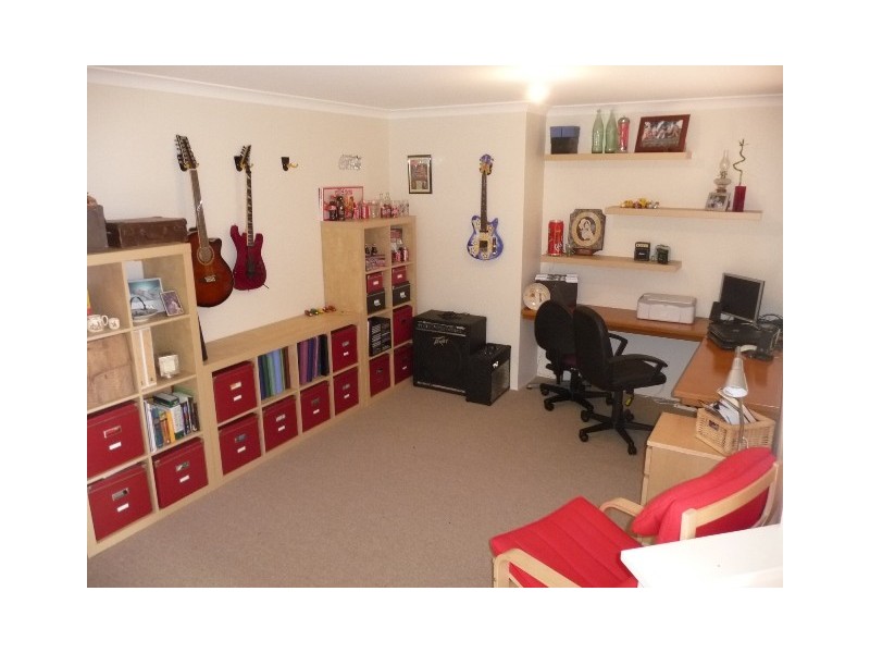 2 Burgos Lane, Port Kennedy WA 6172