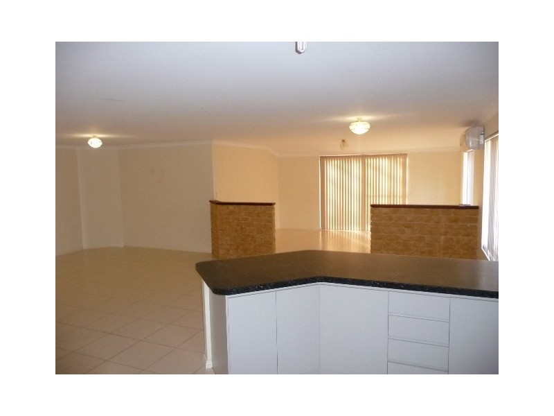 34 Moorburg Loop, Port Kennedy WA 6172