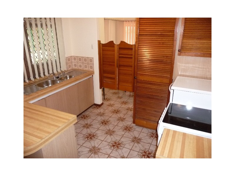 32 Kingston Way, Safety Bay WA 6169