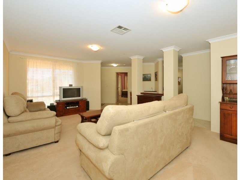 5 Ashland Crescent, Port Kennedy WA 6172