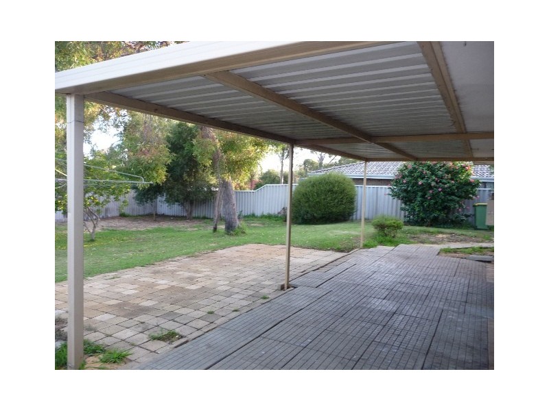 44 Porter Gardens, Leda WA 6170
