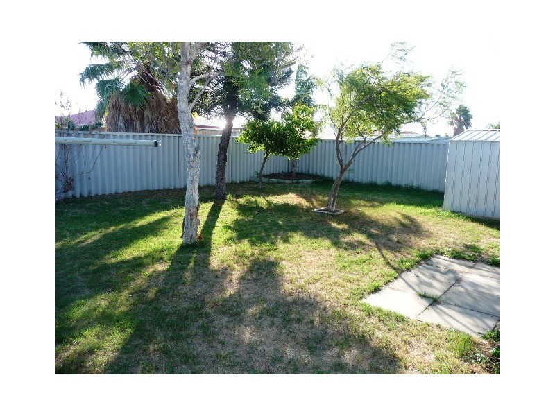 5 Clipperton Court, Waikiki WA 6169