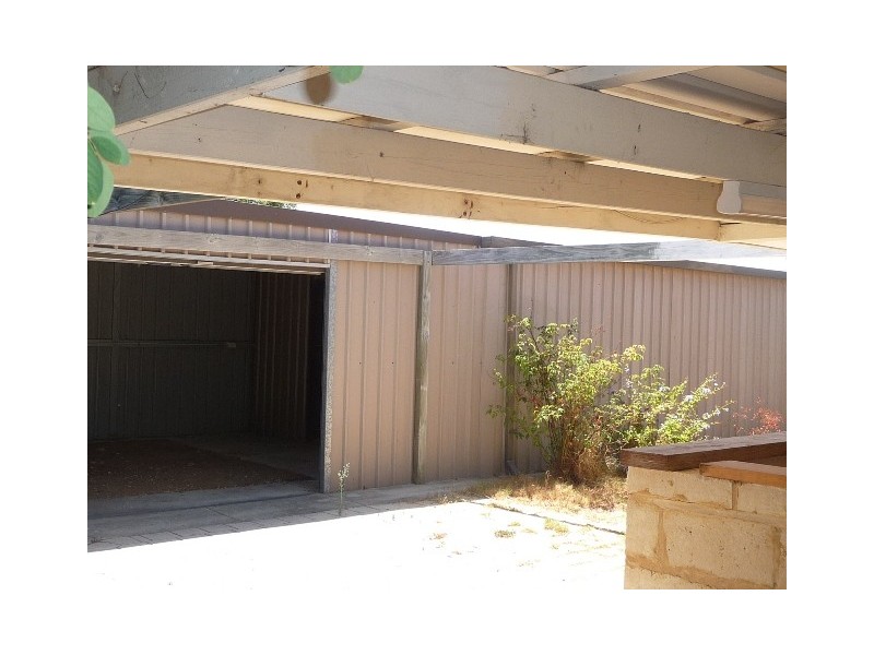 18 Coronata Drive, Warnbro WA 6169