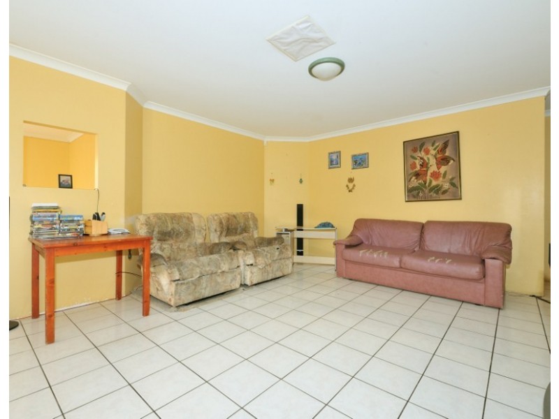 22 Menora Loop, Warnbro WA 6169