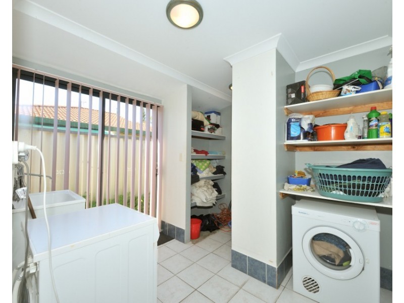 22 Menora Loop, Warnbro WA 6169