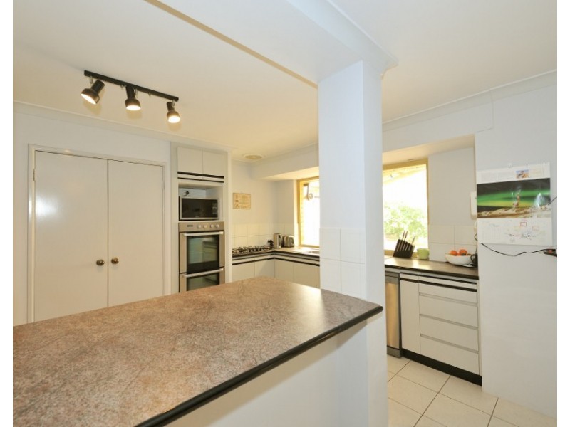 24 Ledger Street, Warnbro WA 6169