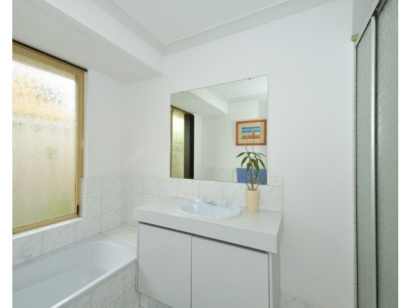 24 Ledger Street, Warnbro WA 6169