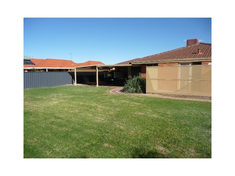 40 Coronata Drive, Warnbro WA 6169
