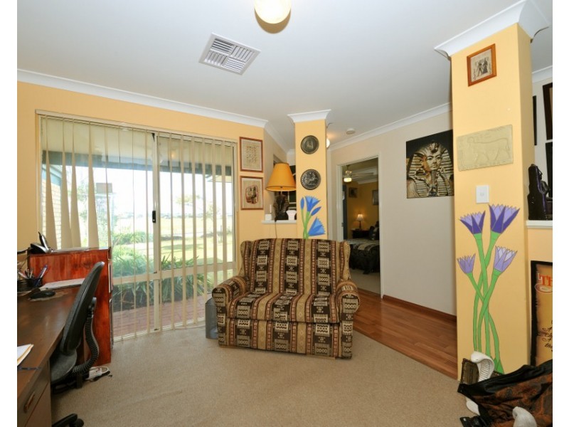 65 Laguardia Loop, Port Kennedy WA 6172