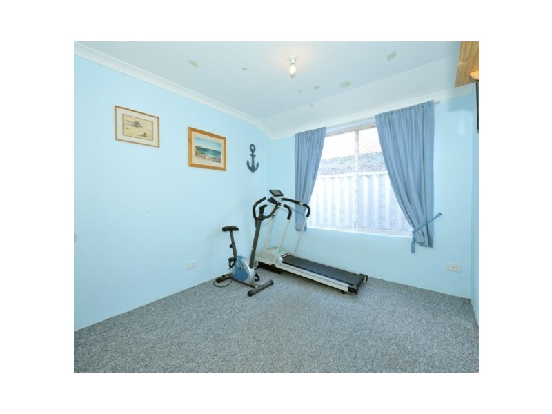 7 Raven Lane, Warnbro WA 6169