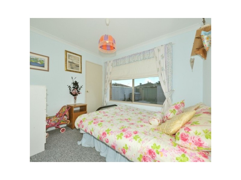7 Raven Lane, Warnbro WA 6169