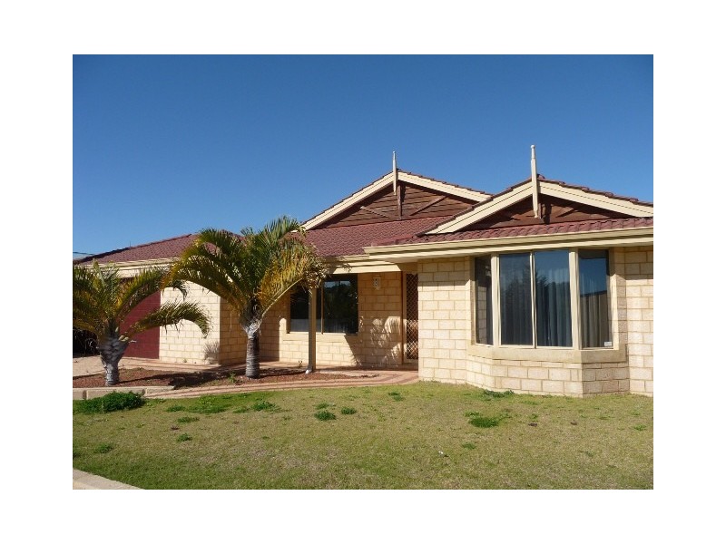 4 Hortonia Avenue, Secret Harbour WA 6173