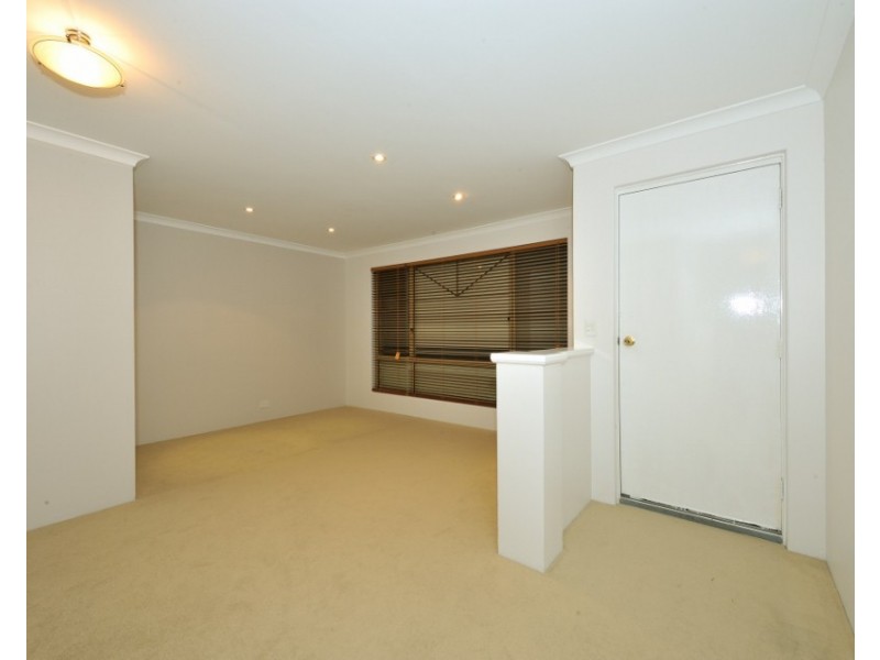 3 Cessford Close, Leda WA 6170