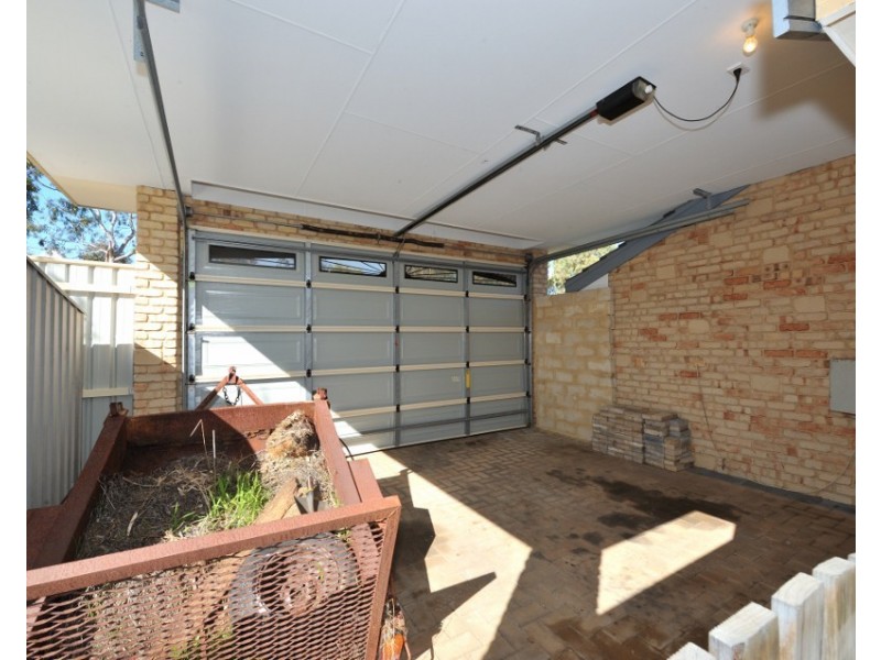 3 Cessford Close, Leda WA 6170