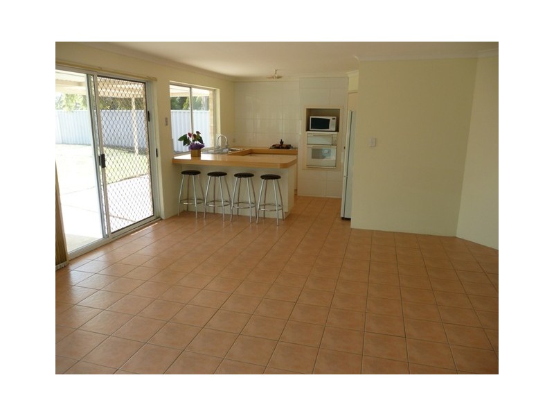 28 Endeavour Drive, Port Kennedy WA 6172