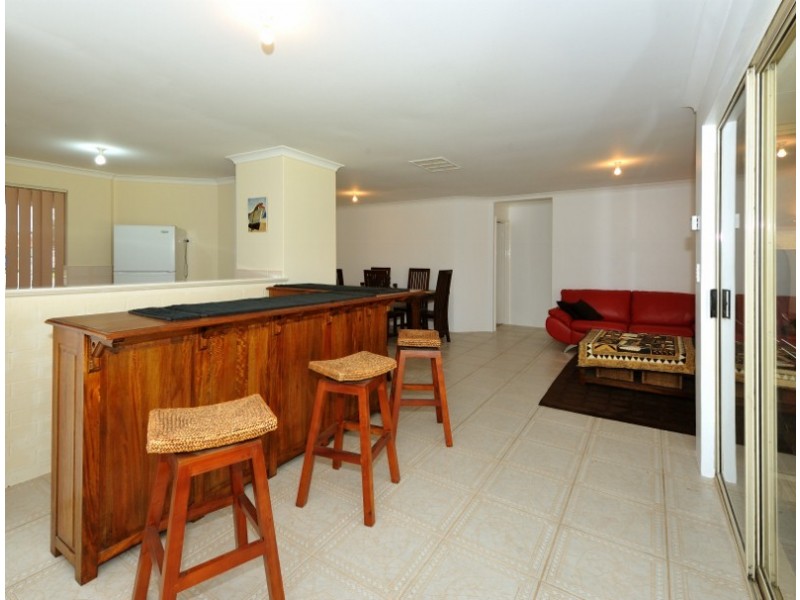 40 Coronata Drive, Warnbro WA 6169