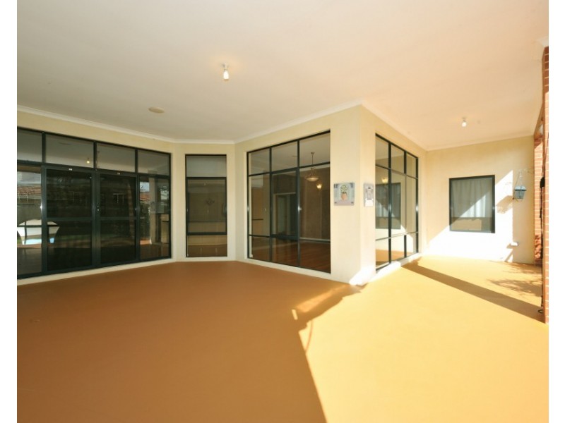 56 Bayside Boulevard, Port Kennedy WA 6172