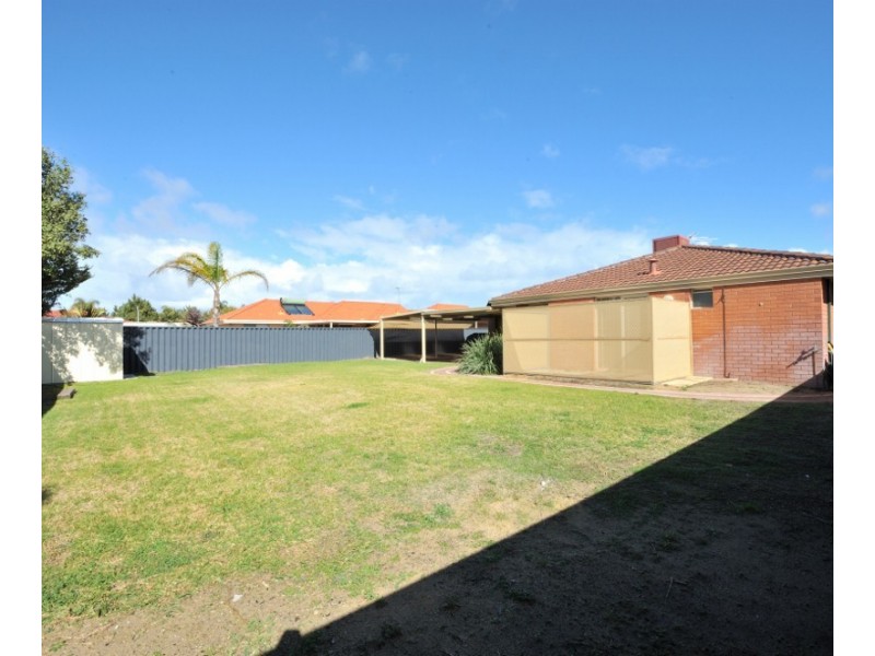 40 Coronata Drive, Warnbro WA 6169