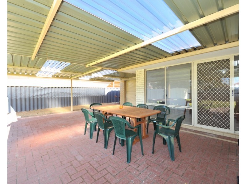 40 Coronata Drive, Warnbro WA 6169