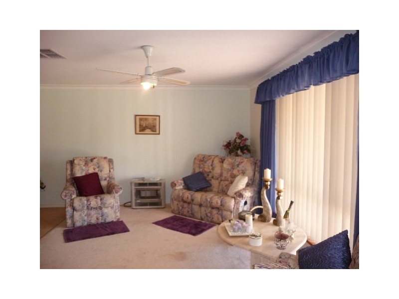 5 Yarle Court, Cooloongup WA 6168