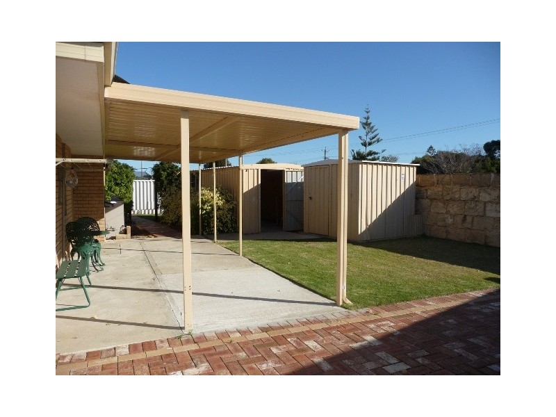 6B Napa Close, Warnbro WA 6169