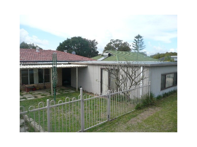 28 Chilcott Street, Calista WA 6167