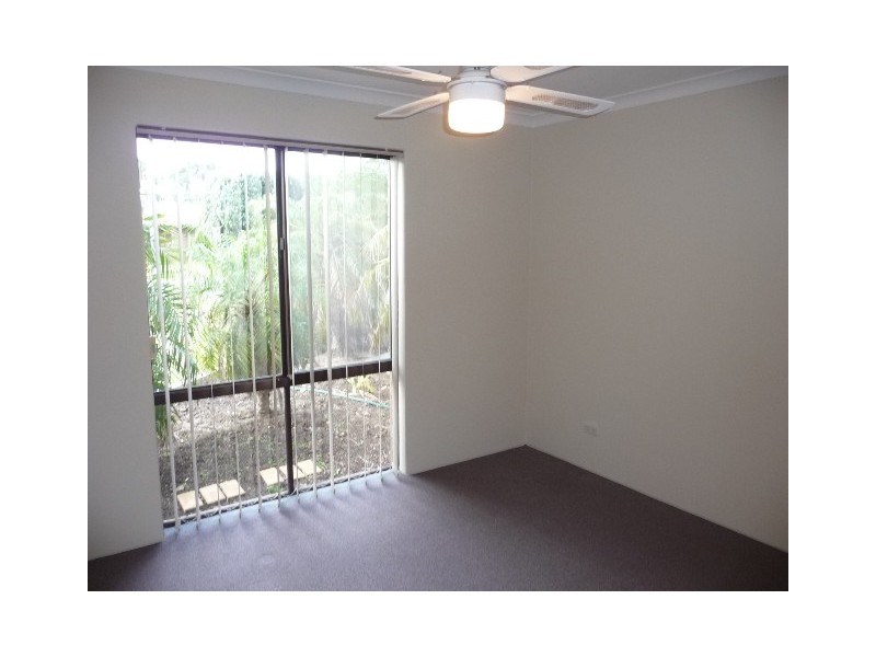 20 Kingsbridge Road, Warnbro WA 6169