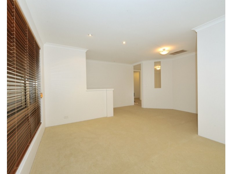 3 Cessford Close, Leda WA 6170