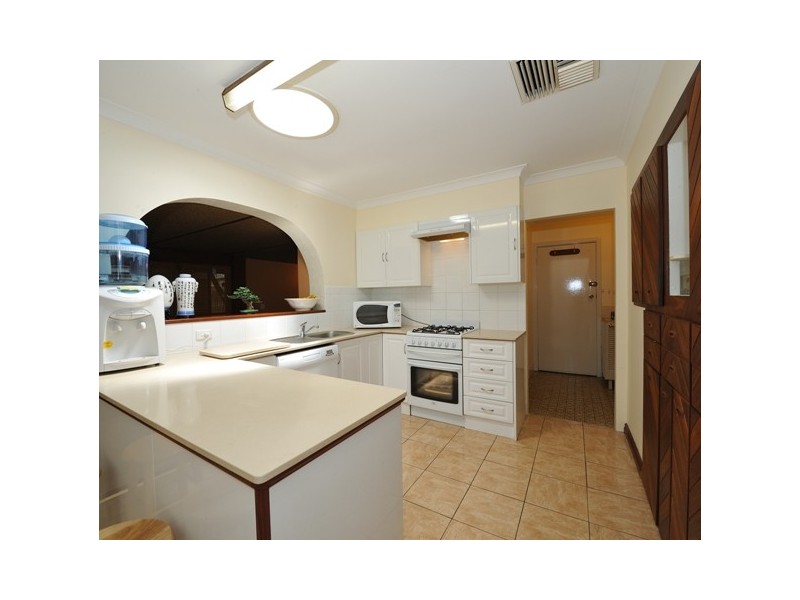 130 Sulphur Road, Parmelia WA 6167