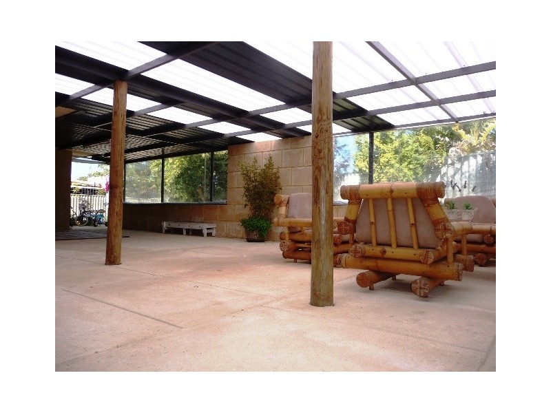 16 Noreena Avenue, Golden Bay WA 6174