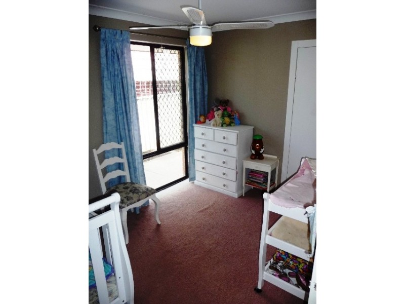 16 Noreena Avenue, Golden Bay WA 6174