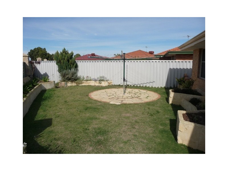 16 Primus Place, Warnbro WA 6169