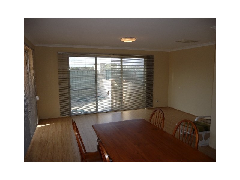 16 Primus Place, Warnbro WA 6169
