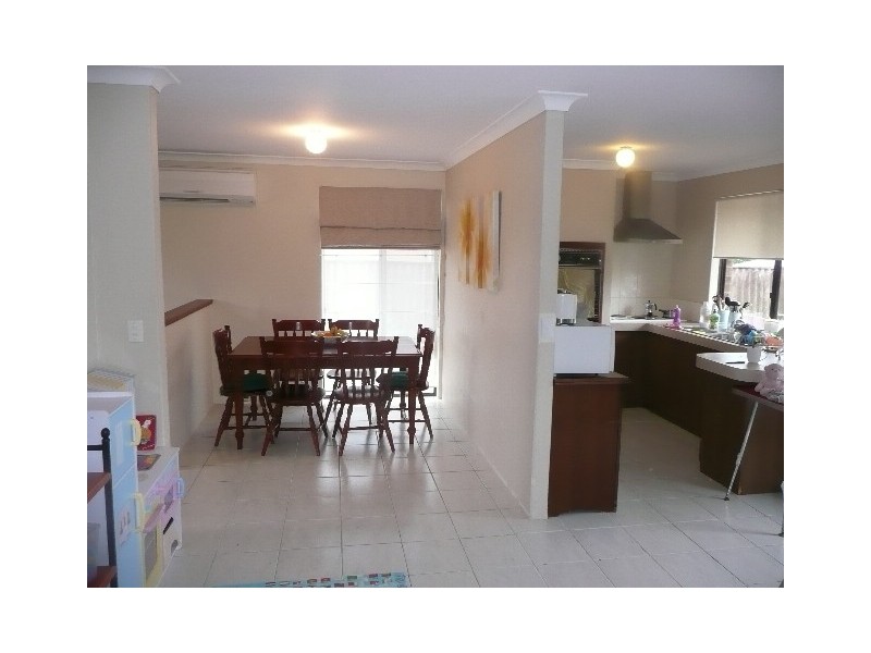 10 Mataitai Loop, Cooloongup WA 6168
