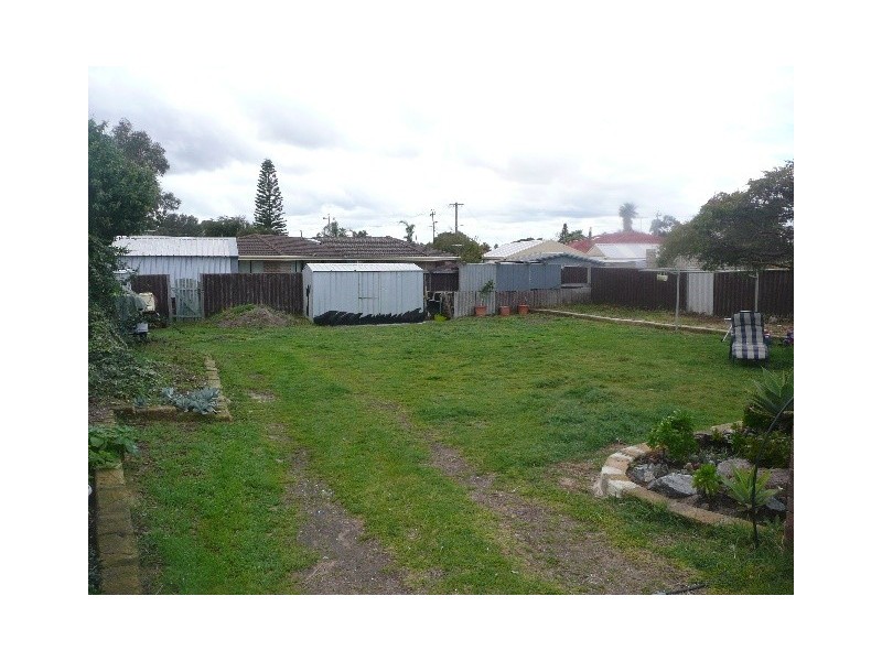 10 Mataitai Loop, Cooloongup WA 6168