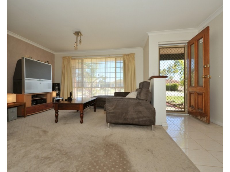 87 Woodbridge Drive, Cooloongup WA 6168