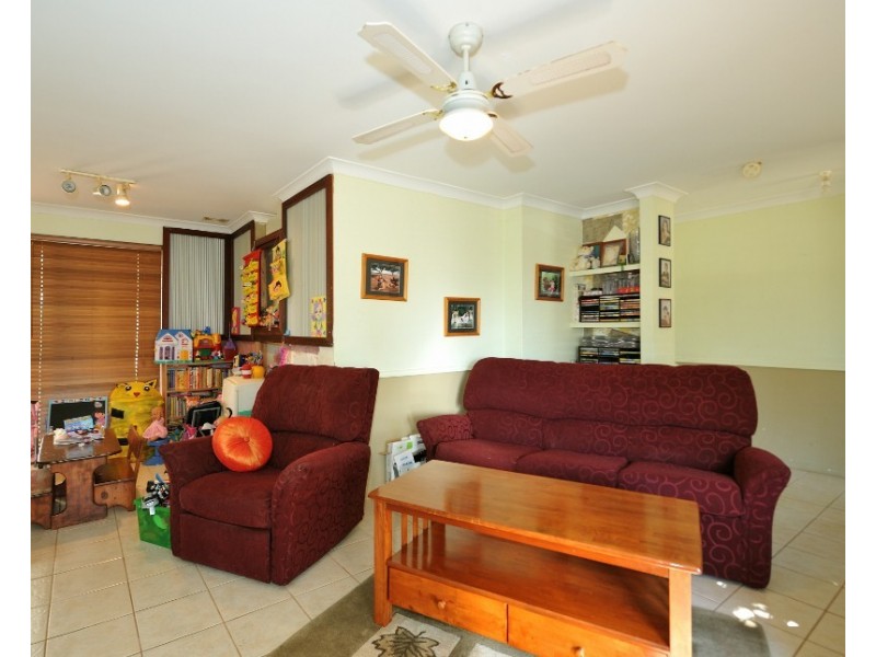 17 Erindoon Way, Waikiki WA 6169