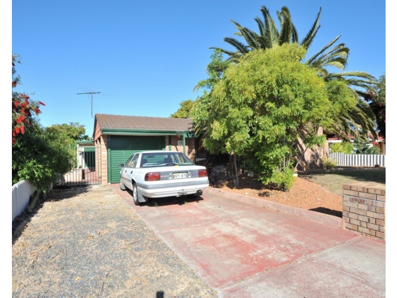 17 Erindoon Way, Waikiki WA 6169