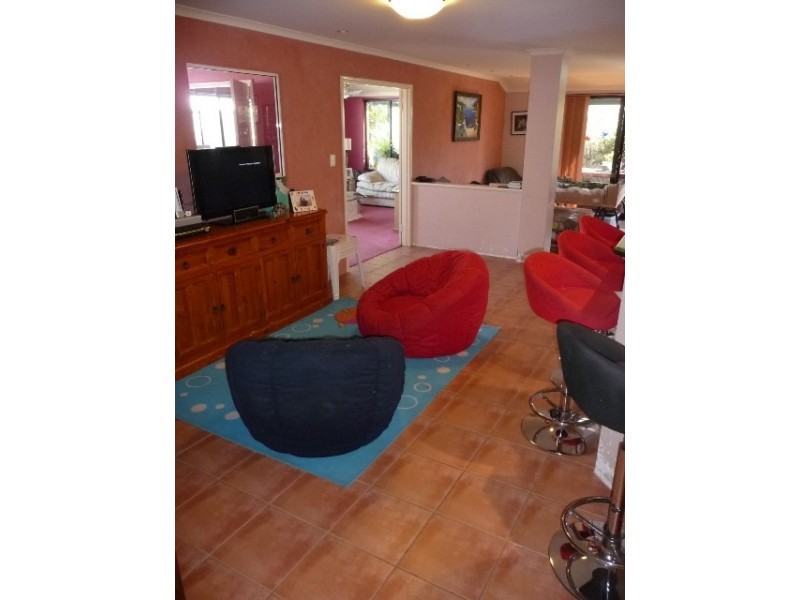 62 San Sebastian Blvd, Port Kennedy WA 6172