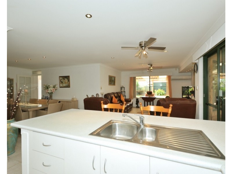 71 Endeavour Drive, Port Kennedy WA 6172