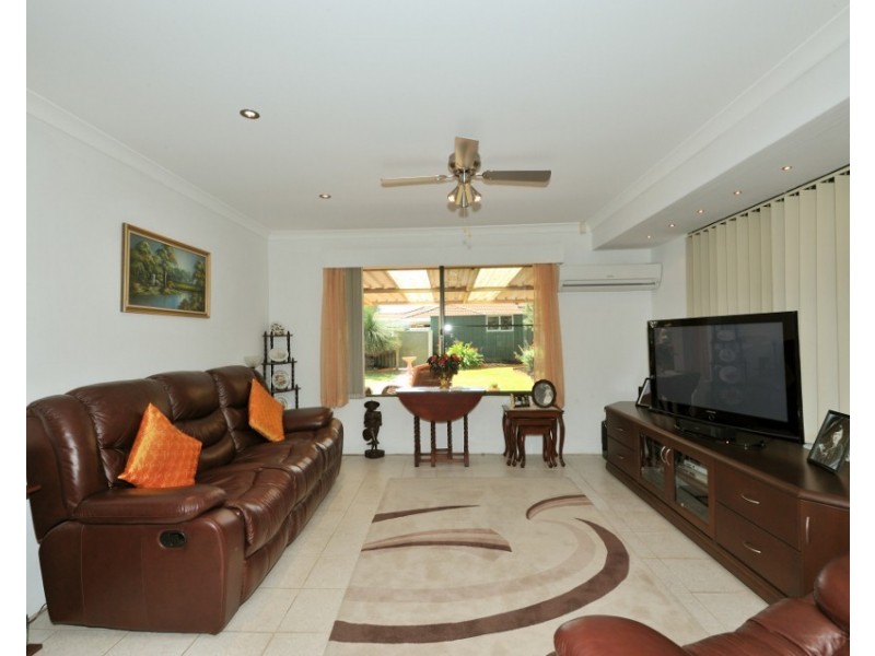 71 Endeavour Drive, Port Kennedy WA 6172