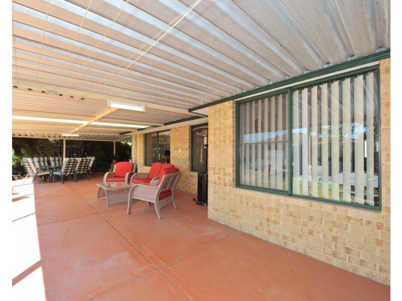 71 Endeavour Drive, Port Kennedy WA 6172