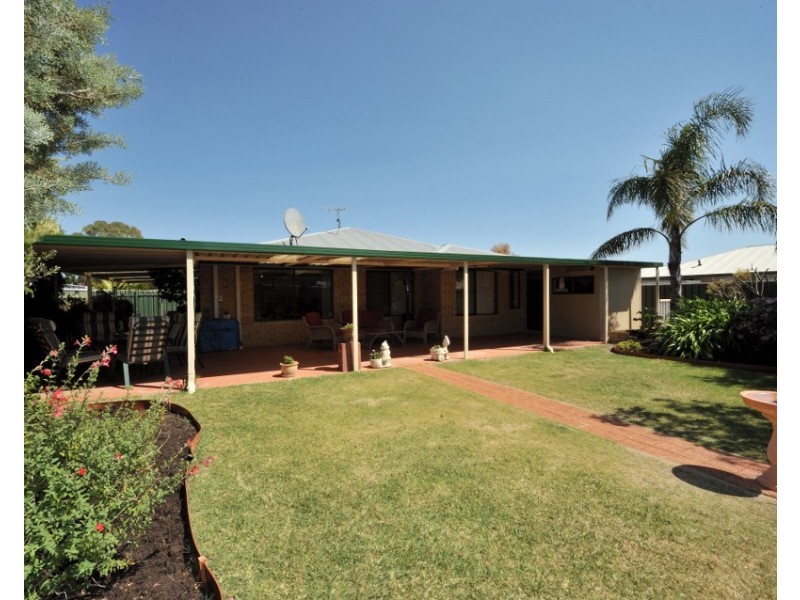 71 Endeavour Drive, Port Kennedy WA 6172