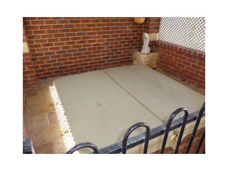 8 Cork Place, Warnbro WA 6169